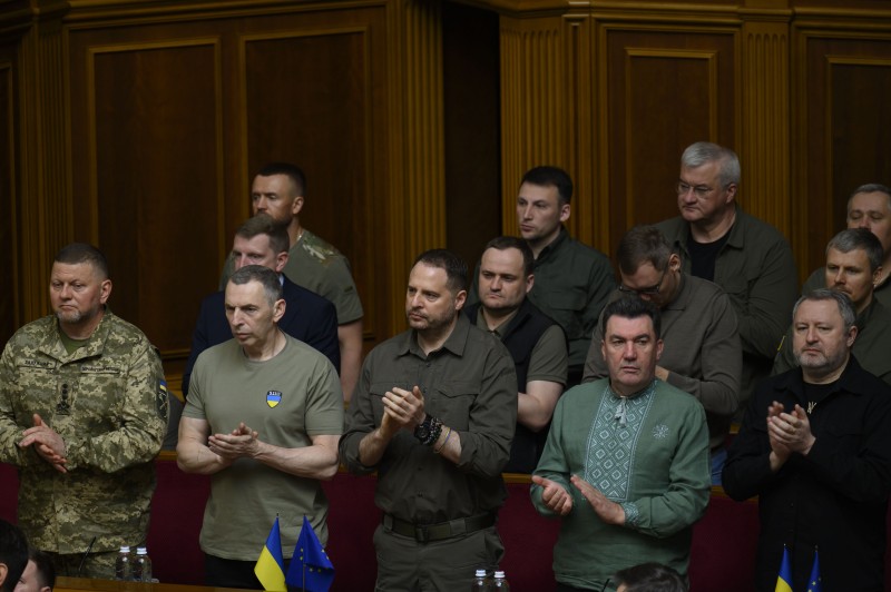 Українська формула передбачає чесний мир, тому має універсальну користь для світу – Володимир Зеленський Українська формула передбачає чесний мир, тому має універсальну користь для світу – Володимир Зеленський