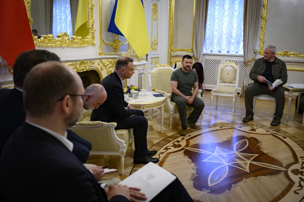 Володимир Зеленський і Гітанас Наусєда провели зустріч у Києві Володимир Зеленський і Гітанас Наусєда провели зустріч у Києві