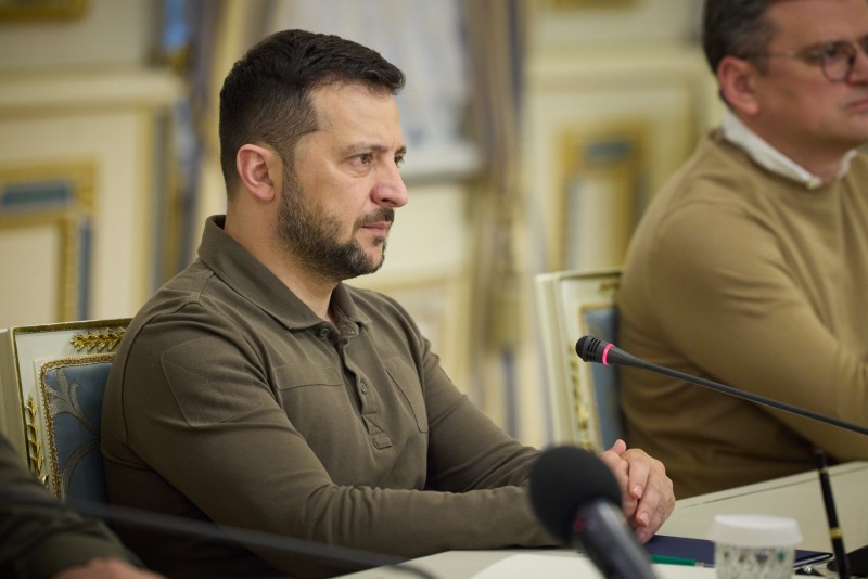 Володимир Зеленський зустрівся із 48-м віце-президентом США Майком Пенсом Володимир Зеленський зустрівся із 48-м віце-президентом США Майком Пенсом