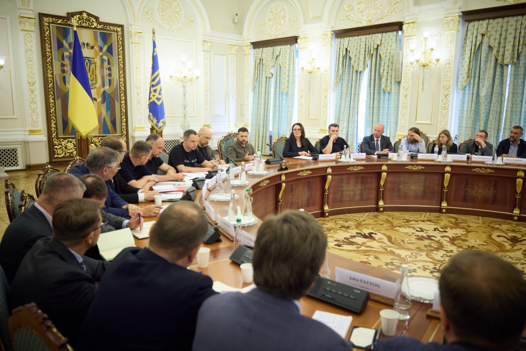 Володимир Зеленський зустрівся з представниками бізнесу Володимир Зеленський зустрівся з представниками бізнесу
