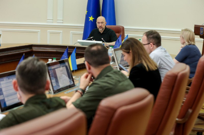 Продовжуємо кампанію з відбудови енергетики. Національна компанія «Укренерго» виконала близько 60% запланованих робіт із відновлення мереж Продовжуємо кампанію з відбудови енергетики. Національна компанія «Укренерго» виконала близько 60% запланованих робіт із відновлення мереж