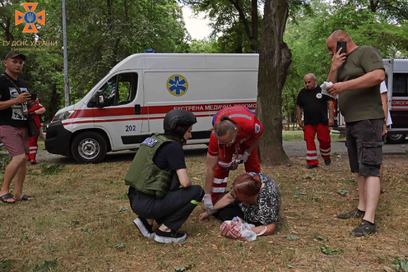 Внаслідок атаки на Запоріжжя травмувалося 5 людей, з них одна дитина
12 липня близько 13:00 ворог здійснив атаку на місто Запоріжжя Внаслідок атаки на Запоріжжя травмувалося 5 людей, з них одна дитина
12 липня близько 13:00 ворог здійснив атаку на місто Запоріжжя