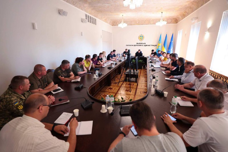 Від початку негоди у Дрогобицькому та Стрийському районах минуло три тижні Від початку негоди у Дрогобицькому та Стрийському районах минуло три тижні