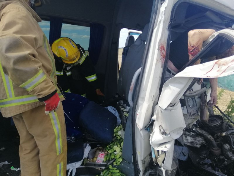 На Кіровоградщині рятувальники працюють на місці ДТП ⤵️
16 липня о 13:50 до Служби порятунку 101 надійшло повідомлення про те На Кіровоградщині рятувальники працюють на місці ДТП ⤵️
16 липня о 13:50 до Служби порятунку 101 надійшло повідомлення про те