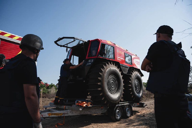 Підрив ворогом Каховської ГЕС: нові виклики для піротехнічних підрозділів ДСНС ⬇️ Підрив ворогом Каховської ГЕС: нові виклики для піротехнічних підрозділів ДСНС ⬇️