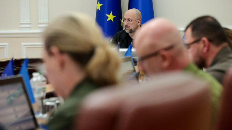 🎓 Затвердили постанову про початок навчального року. Він триватиме з 1 вересня 2023 до 28 червня 2024. 🎓 Затвердили постанову про початок навчального року. Він триватиме з 1 вересня 2023 до 28 червня 2024.