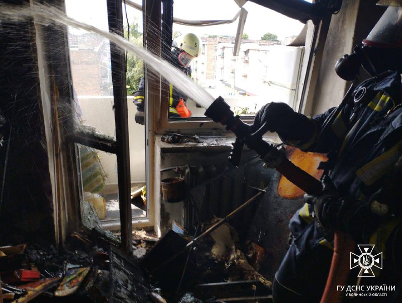 🔥Волинь: рятувальники ліквідували пожежу у житловому будинку, евакуйовано 15 мешканців
Повідомлення про пожежу в 5-поверхівці на вул 🔥Волинь: рятувальники ліквідували пожежу у житловому будинку, евакуйовано 15 мешканців
Повідомлення про пожежу в 5-поверхівці на вул