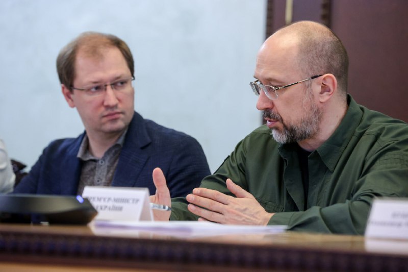 Працюємо спільно з місцевою владою над розв’язанням проблеми водопостачання для жителів південних регіонів. Працюємо спільно з місцевою владою над розв’язанням проблеми водопостачання для жителів південних регіонів.