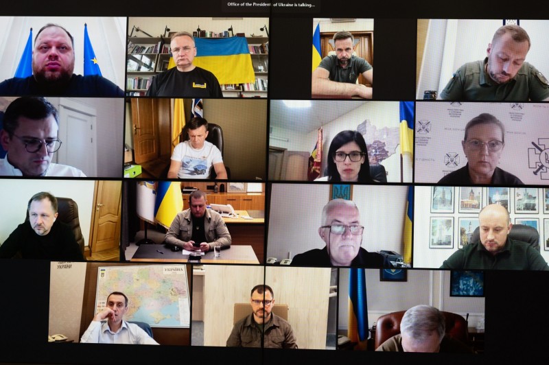 Андрій Єрмак провів засідання президії Конгресу місцевих та регіональних влад при Президентові України щодо підготовки до наступного засідання Конгресу Андрій Єрмак провів засідання президії Конгресу місцевих та регіональних влад при Президентові України щодо підготовки до наступного засідання Конгресу