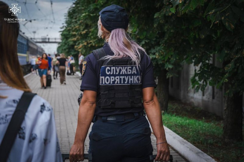 Донеччина: рятувальники щодня допомагають громадянам евакуйовуватися з небезпечних населених пунктів області Донеччина: рятувальники щодня допомагають громадянам евакуйовуватися з небезпечних населених пунктів області