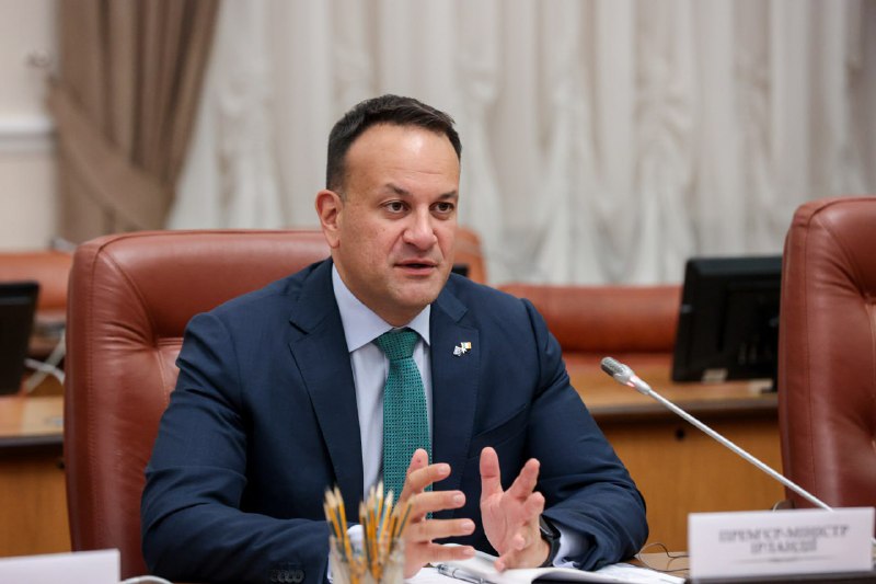 🇮🇪 Провели зустріч із Прем’єр-міністром Ірландії Лео Варадкаром.
Говорили, зокрема 🇮🇪 Провели зустріч із Прем’єр-міністром Ірландії Лео Варадкаром.
Говорили, зокрема