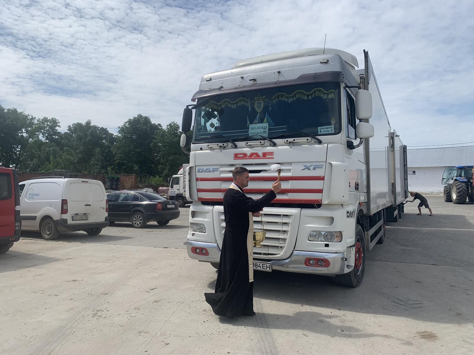 Екобюро УГКЦ відправило фуру питної води до&nbsp;Берислава