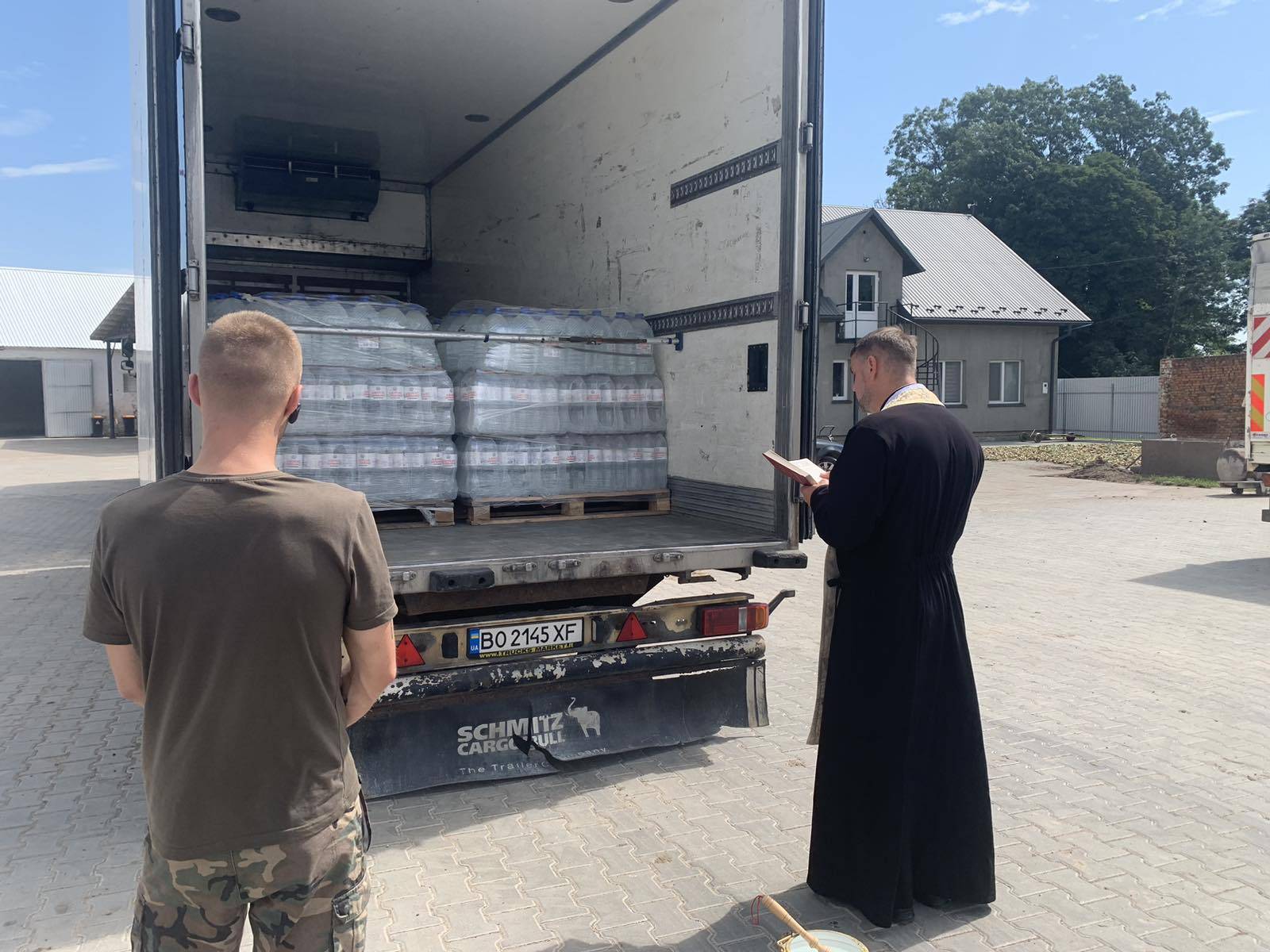 Екобюро УГКЦ відправило фуру питної води до&nbsp;Берислава