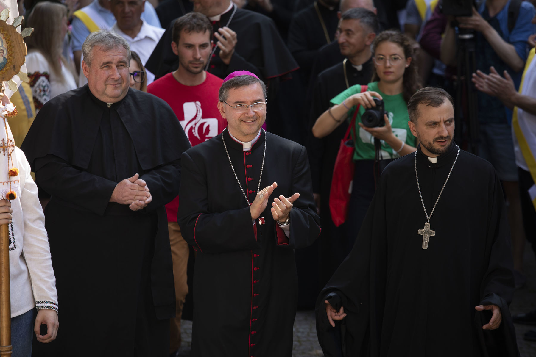 Глава УГКЦ до відповідального за СДМ у Лісабоні: «Дайте нашій молоді відчути, що вони мають мільйони братів і сестер» Глава УГКЦ до відповідального за СДМ у Лісабоні: «Дайте нашій молоді відчути, що вони мають мільйони братів і сестер»