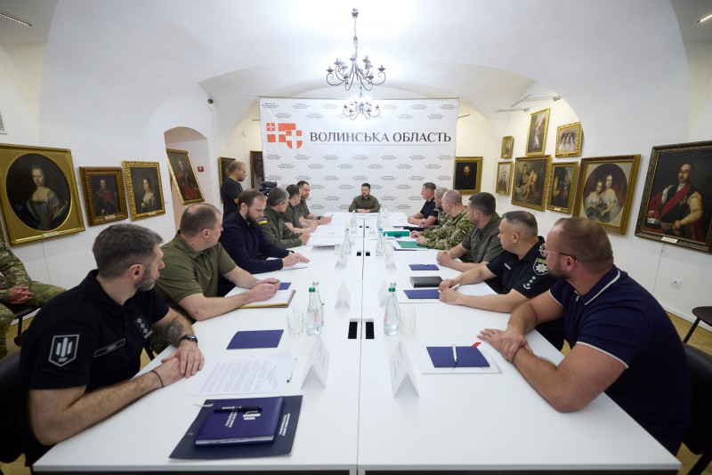 На Волині Президент провів нараду щодо соціально-економічної та безпекової ситуації в регіоні На Волині Президент провів нараду щодо соціально-економічної та безпекової ситуації в регіоні