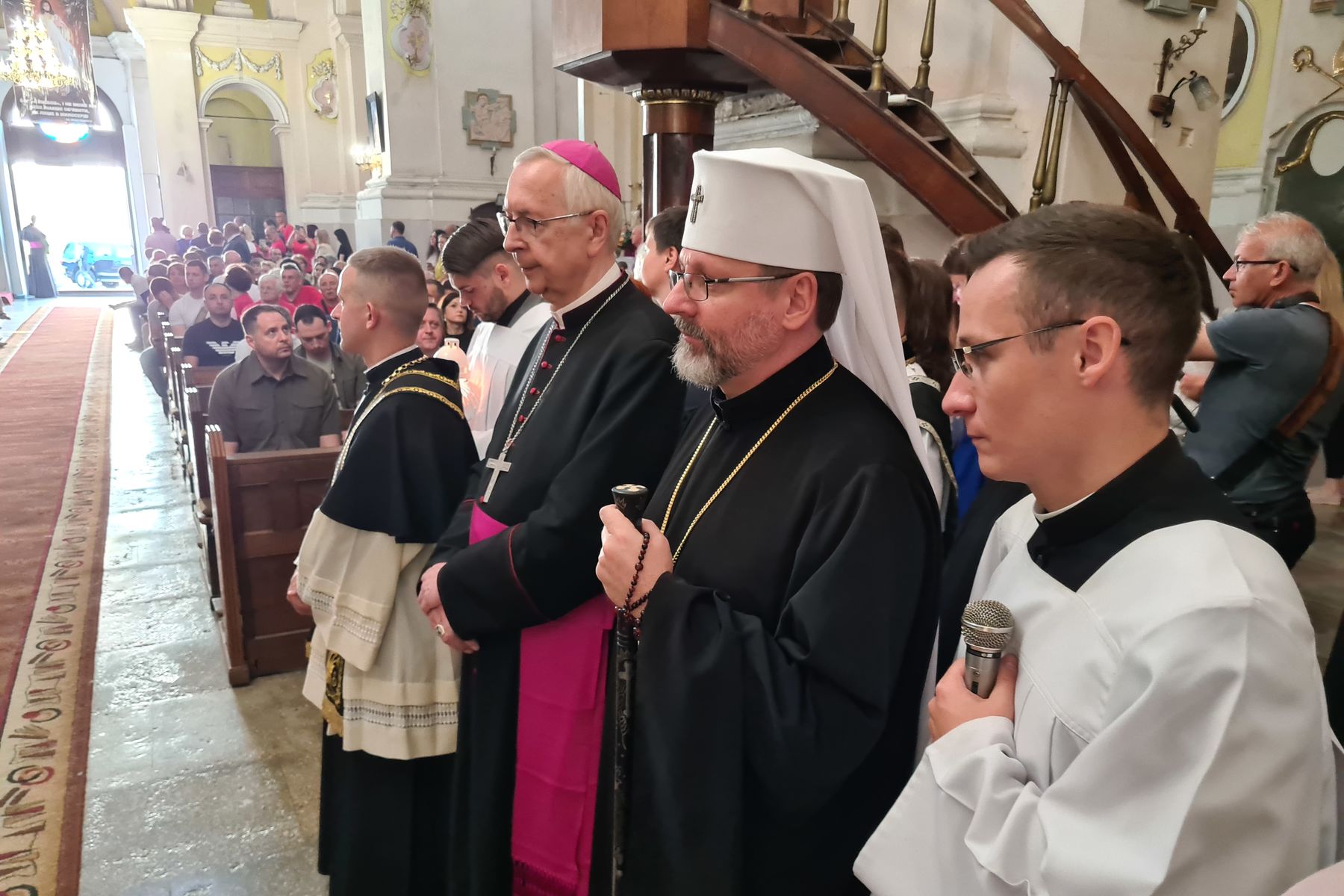 &laquo;Прощаємо і&nbsp;просимо прощення&raquo;: У&nbsp;Луцьку вшанували пам&rsquo;ять жертв Волинської трагедії