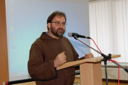 Що потрібно, щоб стати повноправним членом Церкви? - розповідає отець Костянтин Морозов Що потрібно, щоб стати повноправним членом Церкви? - розповідає отець Костянтин Морозов