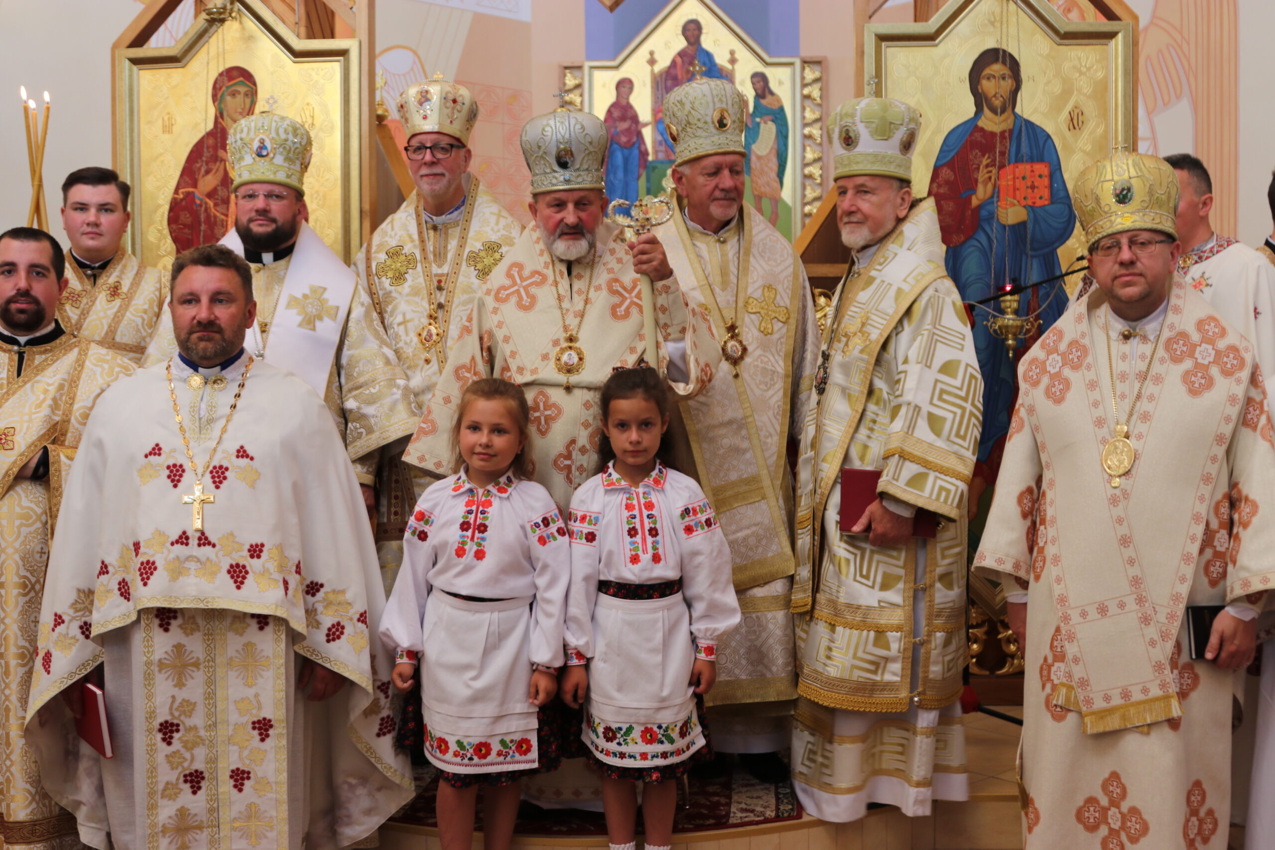 «Слова митрополита Андрея були скелею і твердинею, а молитва – яскравим світлом»: відбулася щорічна архиєпархіяльна проща до Прилбич «Слова митрополита Андрея були скелею і твердинею, а молитва – яскравим світлом»: відбулася щорічна архиєпархіяльна проща до Прилбич