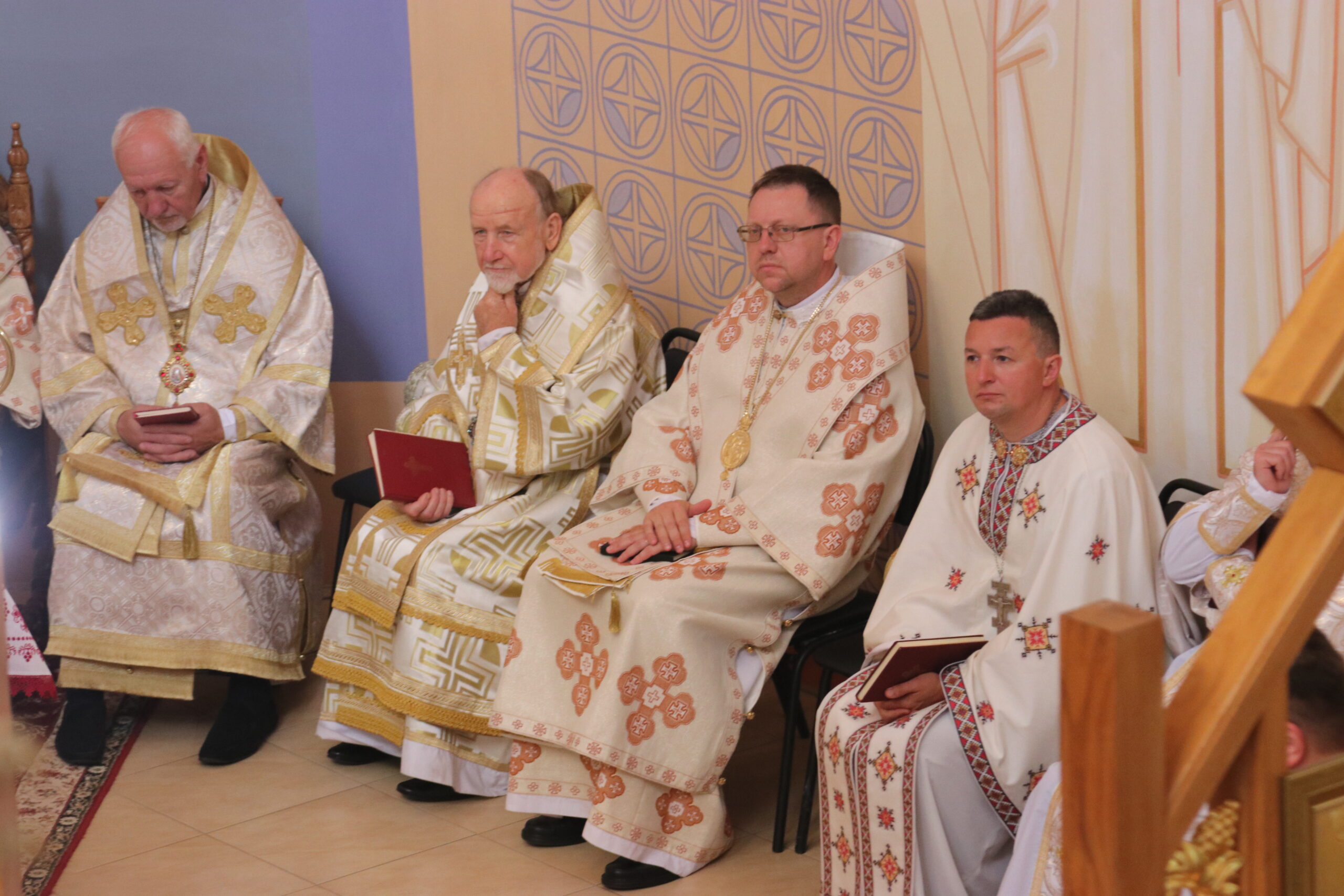 «Слова митрополита Андрея були скелею і твердинею, а молитва – яскравим світлом»: відбулася щорічна архиєпархіяльна проща до Прилбич «Слова митрополита Андрея були скелею і твердинею, а молитва – яскравим світлом»: відбулася щорічна архиєпархіяльна проща до Прилбич