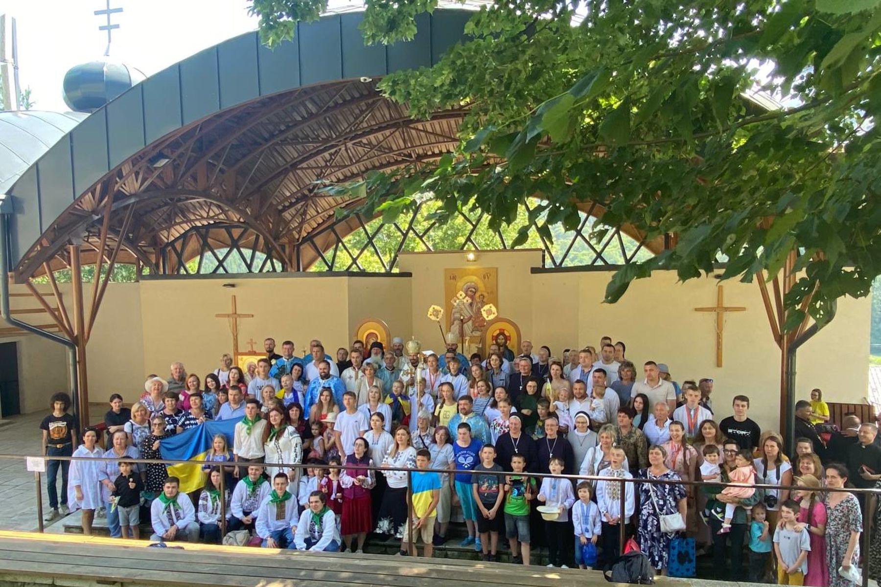 &laquo;Словаччина є&nbsp;з&nbsp;Україною, бо&nbsp;любов Божа не&nbsp;має кордонів&raquo;: Українці в&nbsp;Словаччині здійснили першу всеукраїнську прощу до&nbsp;Лютини