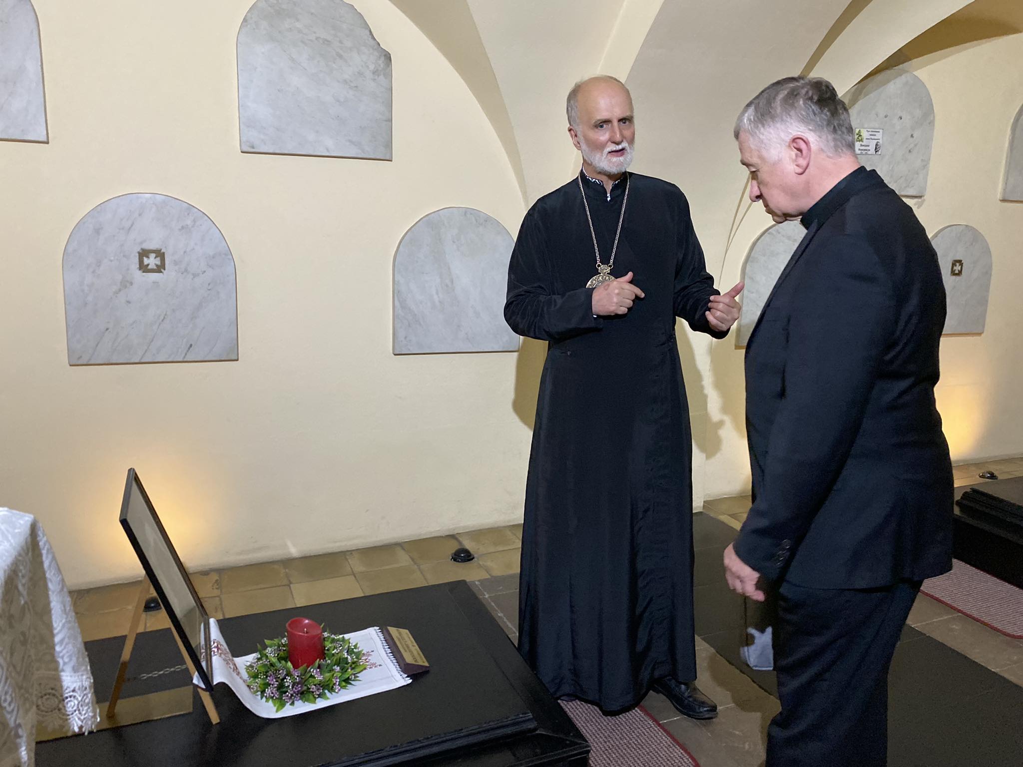 «Запевняю Україну у молитовній підтримці», — Архиєпископ Чикаго кардинал Блейз Супіч відвідав Львівську Архиєпархію «Запевняю Україну у молитовній підтримці», — Архиєпископ Чикаго кардинал Блейз Супіч відвідав Львівську Архиєпархію