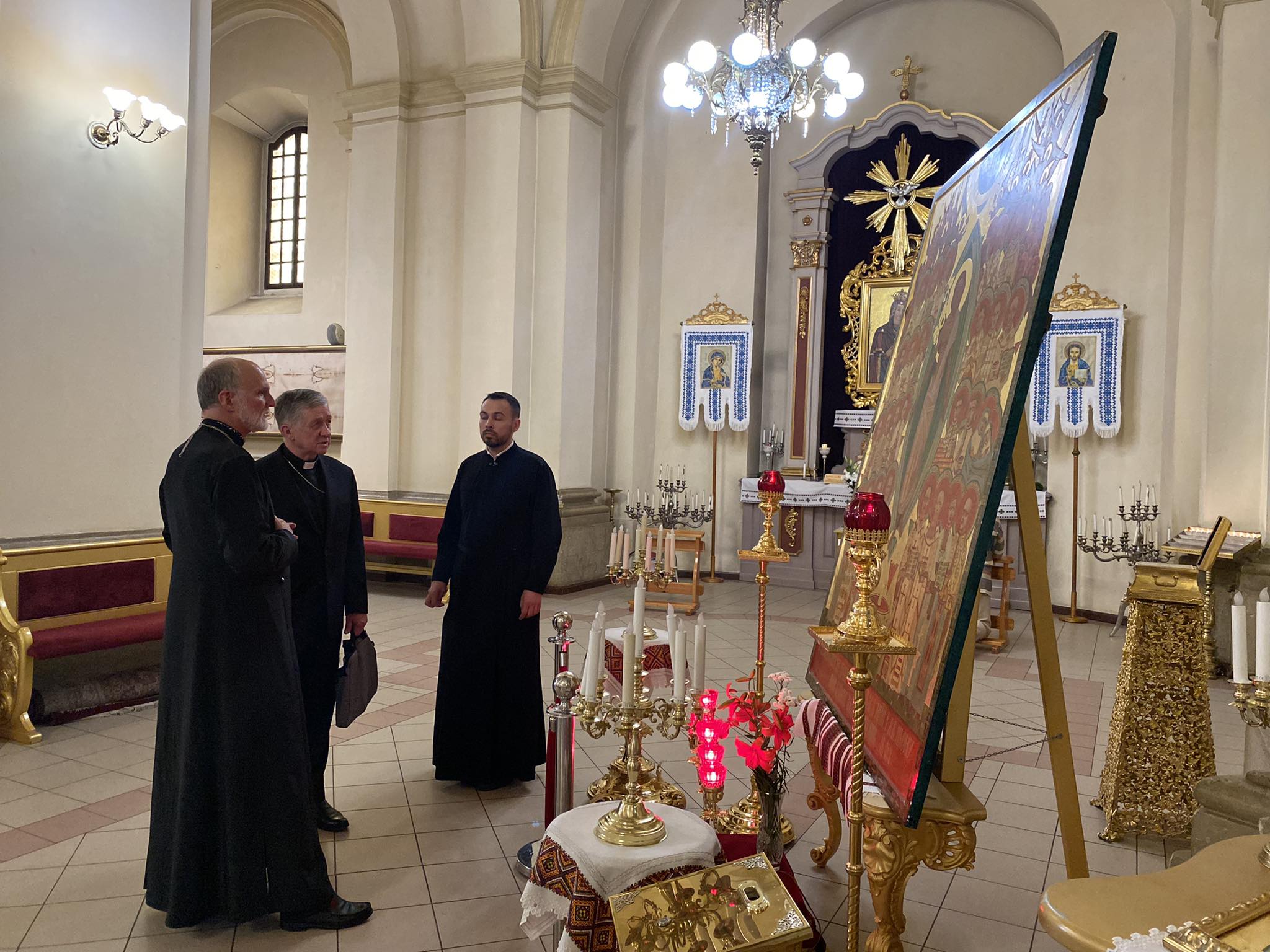 «Запевняю Україну у молитовній підтримці», — Архиєпископ Чикаго кардинал Блейз Супіч відвідав Львівську Архиєпархію «Запевняю Україну у молитовній підтримці», — Архиєпископ Чикаго кардинал Блейз Супіч відвідав Львівську Архиєпархію