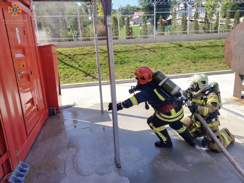 Завершено спільні навчання українських рятувальників у Румунії 🇺🇦🤝🇷🇴 Завершено спільні навчання українських рятувальників у Румунії 🇺🇦🤝🇷🇴