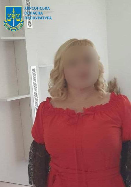 За пособництво російським окупантам підозру отримала мешканка Херсона.
За інформацією слідства За пособництво російським окупантам підозру отримала мешканка Херсона.
За інформацією слідства