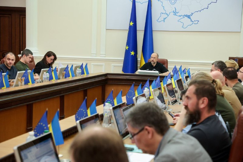 Російські терористи продовжують терор проти мирних міст. Люди, чиї домівки постраждали Російські терористи продовжують терор проти мирних міст. Люди, чиї домівки постраждали