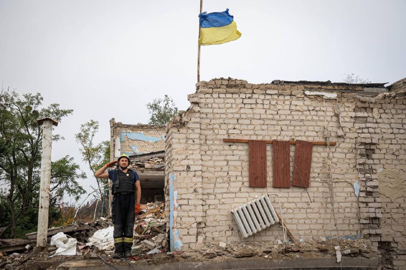 30 вересня 2022 року.
Ізюм, Харківщина.
Місто “пошматоване” від ворожих обстрілів 30 вересня 2022 року.
Ізюм, Харківщина.
Місто “пошматоване” від ворожих обстрілів
