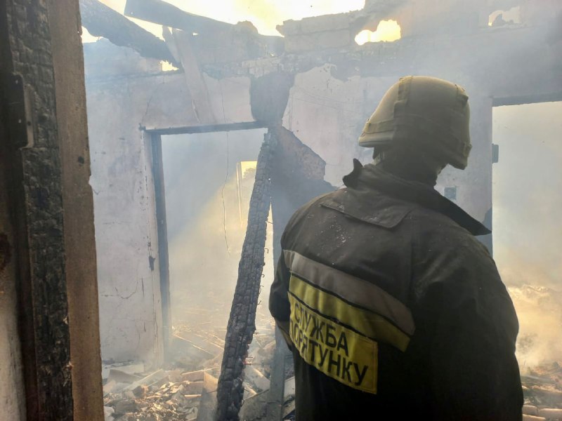 ❗️Херсонщина: 78 обстрілів за добу здійснив ворог по області
Це 377 ворожих снарядів, що було запущено по мирному населенню ❗️Херсонщина: 78 обстрілів за добу здійснив ворог по області
Це 377 ворожих снарядів, що було запущено по мирному населенню