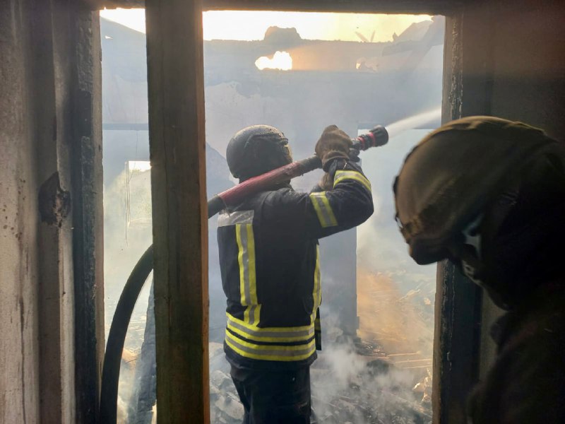 ❗️Херсонщина: 78 обстрілів за добу здійснив ворог по області
Це 377 ворожих снарядів, що було запущено по мирному населенню ❗️Херсонщина: 78 обстрілів за добу здійснив ворог по області
Це 377 ворожих снарядів, що було запущено по мирному населенню