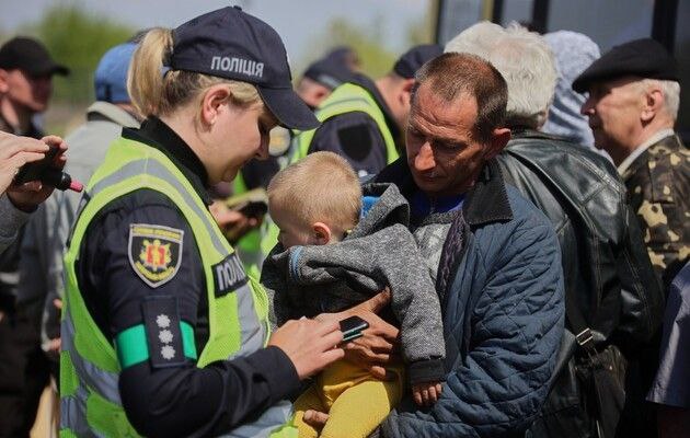Важливе рішення для убезпечення дітей з лінії фронту прийнято
Координаційний штаб з питань проведення обов’язкової... Важливе рішення для убезпечення дітей з лінії фронту прийнято
Координаційний штаб з питань проведення обов’язкової...