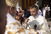 &laquo;Будьте швидким до любові і&nbsp;прощення, але повільним до&nbsp;осуду й&nbsp;осудження&raquo;,&nbsp;&mdash; Глава УГКЦ до&nbsp;владики Петра Голінея