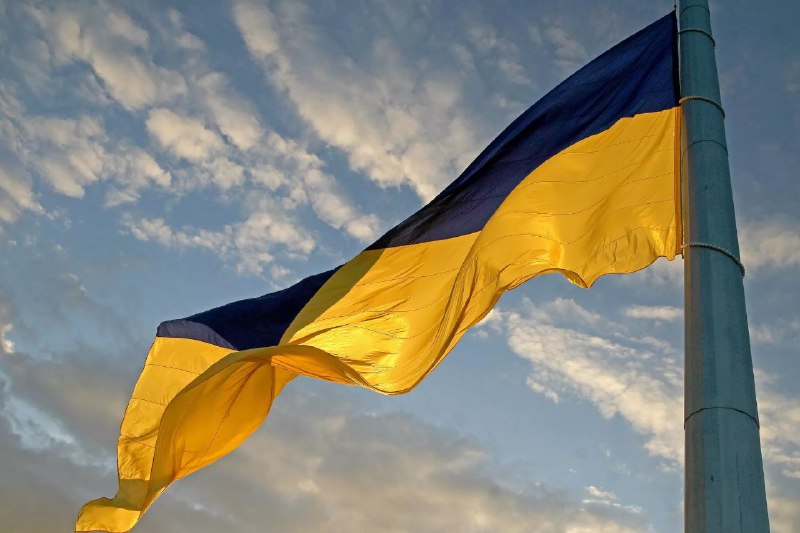 Хоча підтримка морального духу та відзначення державних свят - дуже важливо для українців Хоча підтримка морального духу та відзначення державних свят - дуже важливо для українців
