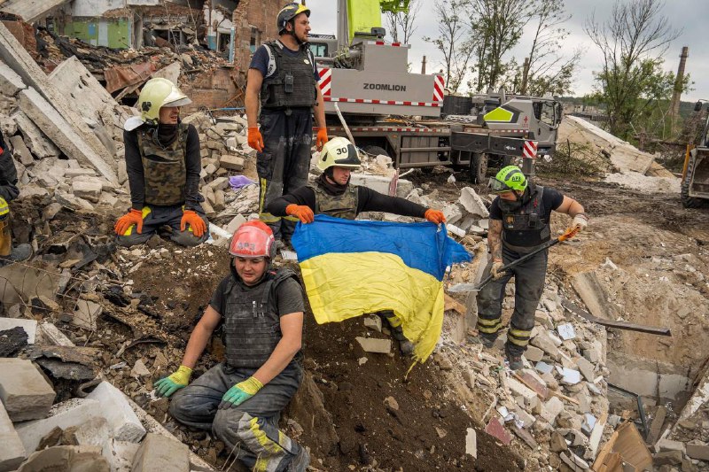 30 вересня 2022 року.
Ізюм, Харківщина.
Місто “пошматоване” від ворожих обстрілів 30 вересня 2022 року.
Ізюм, Харківщина.
Місто “пошматоване” від ворожих обстрілів