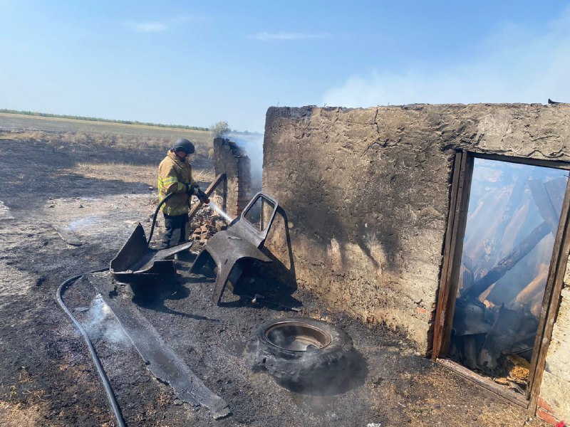 ❗️Ворог продовжує нищити навчальні заклади Херсонщини.
Сьогодні вночі противник наніс удар по одному з навчальних закладів м ❗️Ворог продовжує нищити навчальні заклади Херсонщини.
Сьогодні вночі противник наніс удар по одному з навчальних закладів м