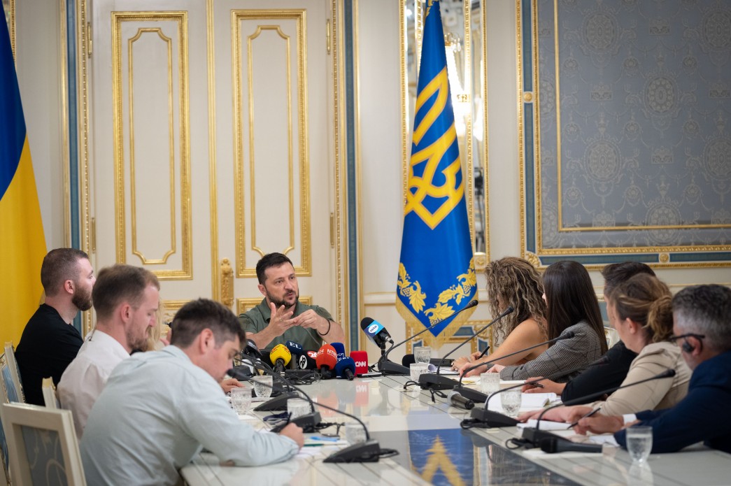 Формула миру – універсальна, і після України вона може бути базою для подолання інших військових конфліктів і глобальних проблем – Володимир Зеленський Формула миру – універсальна, і після України вона може бути базою для подолання інших військових конфліктів і глобальних проблем – Володимир Зеленський