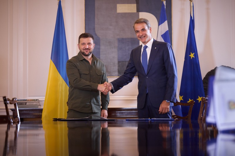 Греція візьме участь у тренуванні українських пілотів на F-16 – Президент України за результатами зустрічі з Прем’єр-міністром Кіріакосом Міцотакісом Греція візьме участь у тренуванні українських пілотів на F-16 – Президент України за результатами зустрічі з Прем’єр-міністром Кіріакосом Міцотакісом