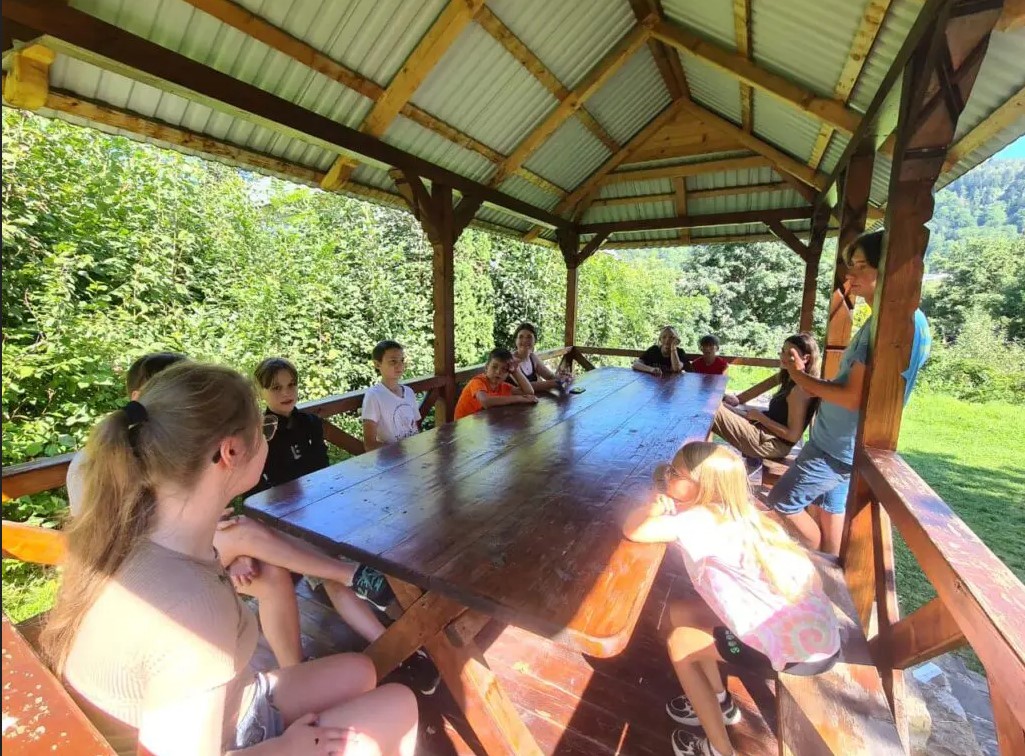 Капелани Центру Військового Капеланства Львівської Архиєпархії УГКЦ організували черговий етап літнього християнського табору для дітей Захисників України Капелани Центру Військового Капеланства Львівської Архиєпархії УГКЦ організували черговий етап літнього християнського табору для дітей Захисників України