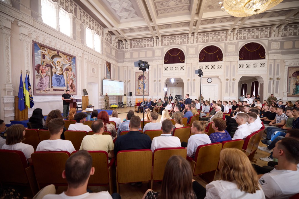 Кожен результат України – це освіта конкретного українця й українки – виступ Володимира Зеленського з нагоди 125-ї річниці заснування НТУУ «Київський політехнічний інститут імені Ігоря Сікорського» Кожен результат України – це освіта конкретного українця й українки – виступ Володимира Зеленського з нагоди 125-ї річниці заснування НТУУ «Київський політехнічний інститут імені Ігоря Сікорського»