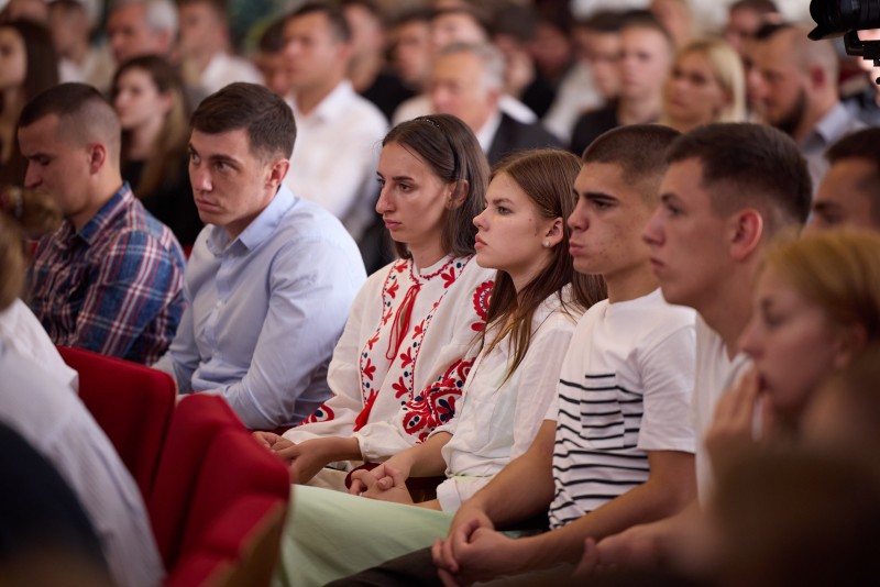 Кожен результат України – це освіта конкретного українця й українки – виступ Володимира Зеленського з нагоди 125-ї річниці заснування НТУУ «Київський політехнічний інститут імені Ігоря Сікорського» Кожен результат України – це освіта конкретного українця й українки – виступ Володимира Зеленського з нагоди 125-ї річниці заснування НТУУ «Київський політехнічний інститут імені Ігоря Сікорського»
