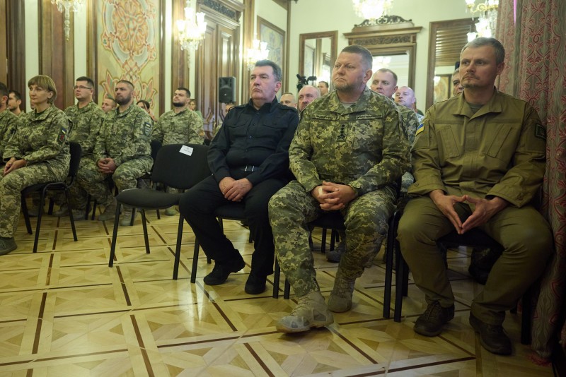 Кожна перемога над російськими окупантами містить успіх наших звʼязківців – Президент із нагоди Дня військ зв’язку Кожна перемога над російськими окупантами містить успіх наших звʼязківців – Президент із нагоди Дня військ зв’язку
