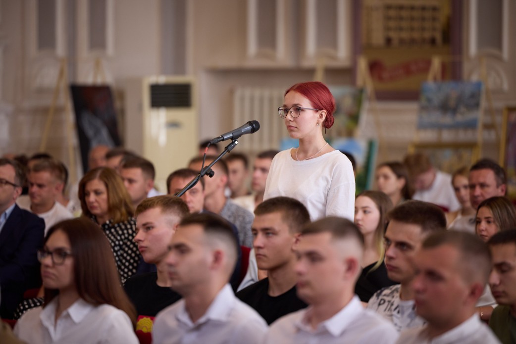Найголовніше – це дати можливість розвиватися науці при університетах – Президент під час спілкування з університетською спільнотою КПІ імені Ігоря Сікорського Найголовніше – це дати можливість розвиватися науці при університетах – Президент під час спілкування з університетською спільнотою КПІ імені Ігоря Сікорського