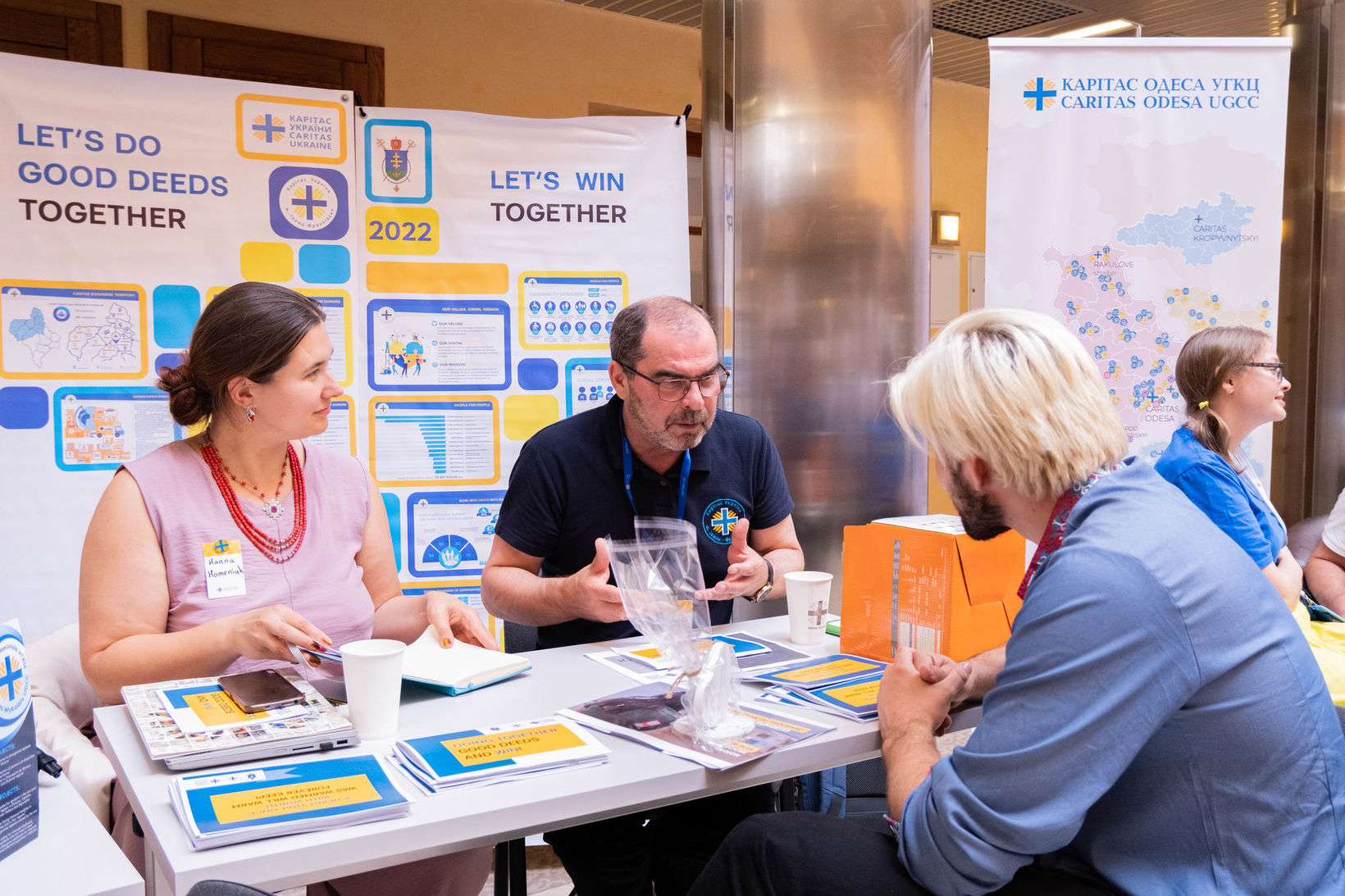 «Наша головна ціль — відновлювати людську гідність», — директори місцевих організацій Карітасу України «Наша головна ціль — відновлювати людську гідність», — директори місцевих організацій Карітасу України