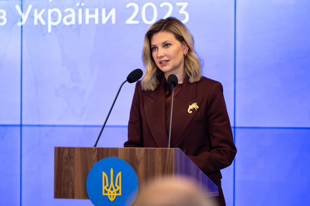 Олена Зеленська на Конференції послів: Нині кожен із нас – амбасадор України й захисник її інтересів Олена Зеленська на Конференції послів: Нині кожен із нас – амбасадор України й захисник її інтересів