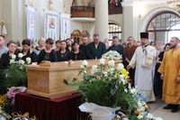 &laquo;Отче Славо, заступайся і&nbsp;молися за&nbsp;всіх нас&raquo;: у&nbsp;Львові похоронили молодого священника Ярослава Федуніва