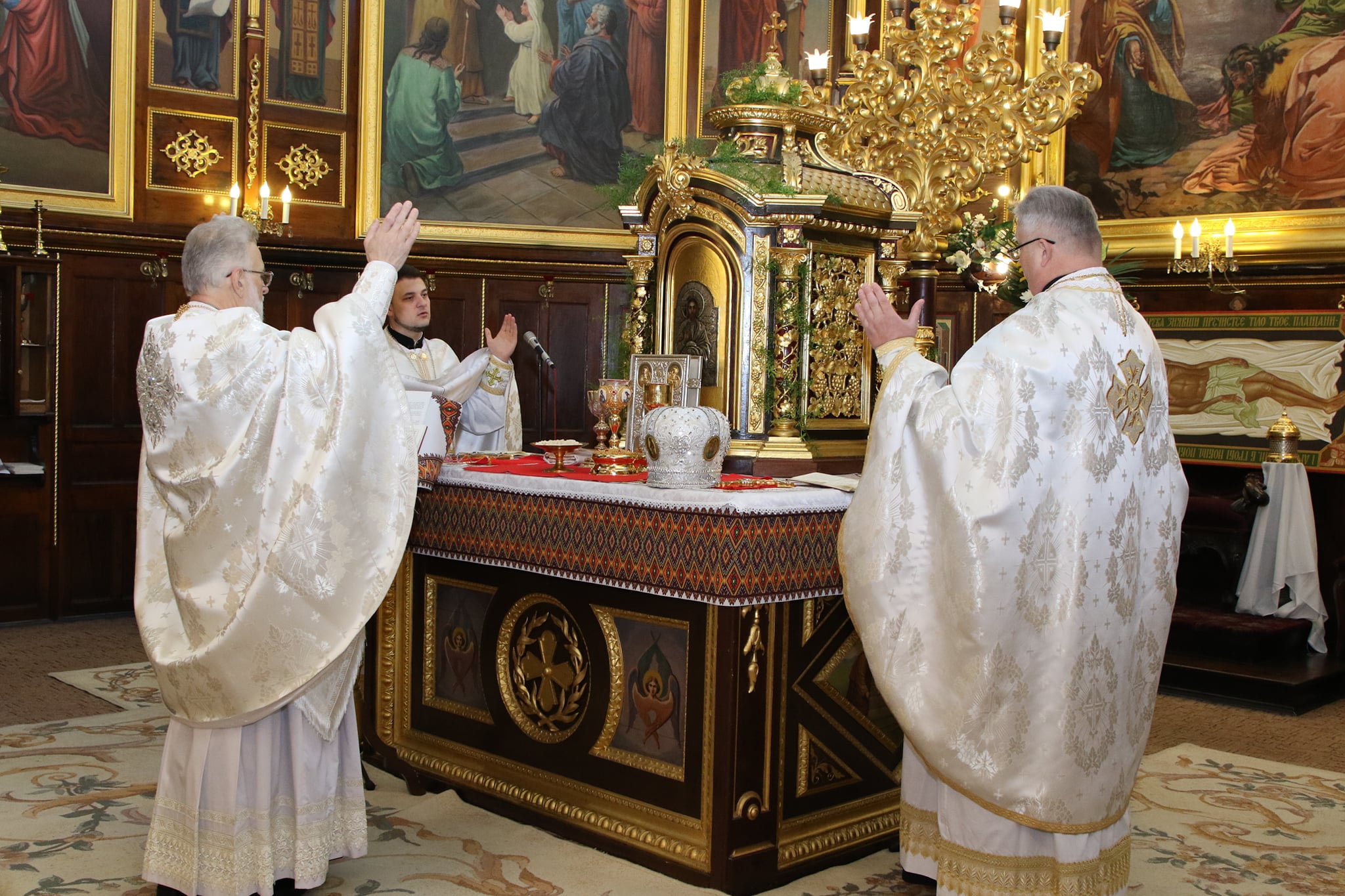 Отець Ярослав Чухній про головні сенси Переображення Господнього та служіння на однойменній парафії Отець Ярослав Чухній про головні сенси Переображення Господнього та служіння на однойменній парафії