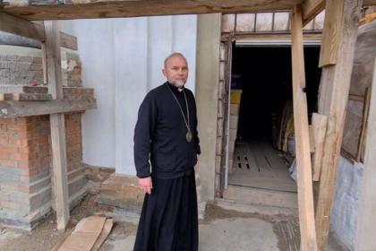 Отець Михайло Лесів. Віра – запорука перемоги (тема війни у розмові з владикою Василієм Тучапцем) Отець Михайло Лесів. Віра – запорука перемоги (тема війни у розмові з владикою Василієм Тучапцем)