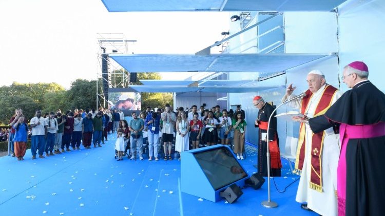 Папа до молоді: хрест – найглибший сенс найбільшої любові Папа до молоді: хрест – найглибший сенс найбільшої любові